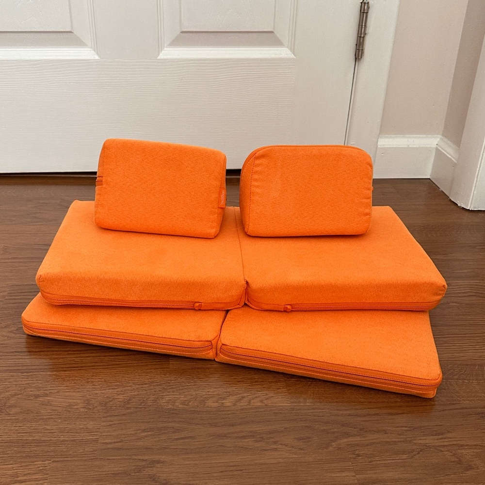 Mini Nugget Couch (doll sized), LIMITED EDITION